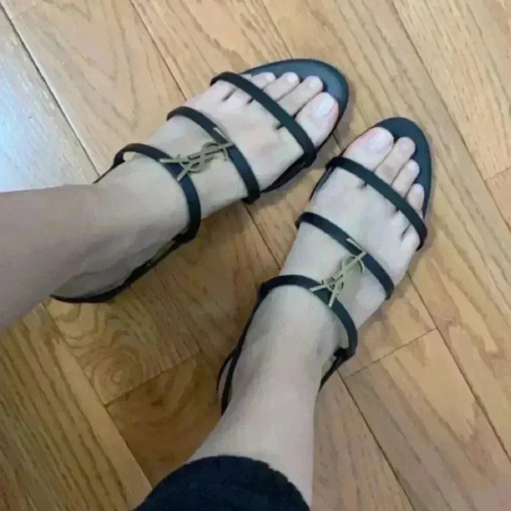 *Authentic* YSL Cassandra  sandals in smooth leather